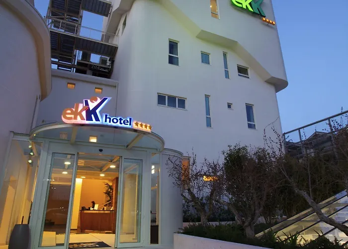 Ekk 4*